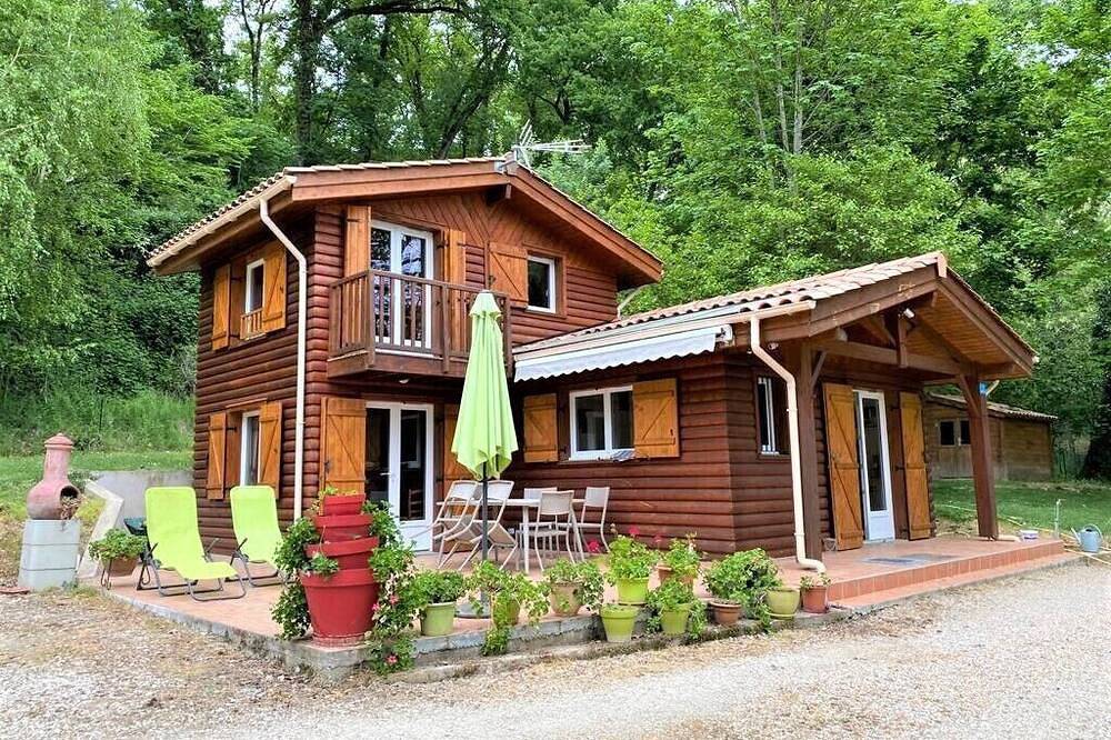 Fishing cottage on the banks of the Lot in Pinel-Hauterive, Región de Villeneuve-sur-Lot