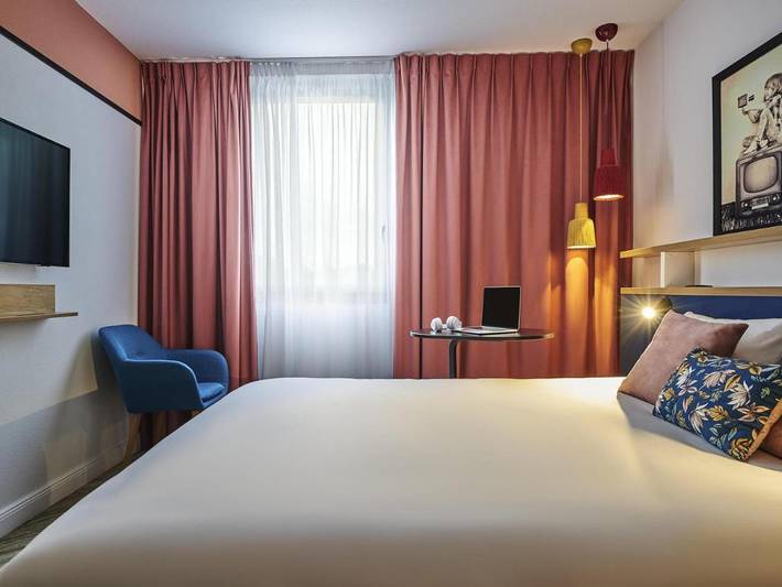 Hôtel pour 2 personnes, avec jardin et vue à Gennevilliers - 4