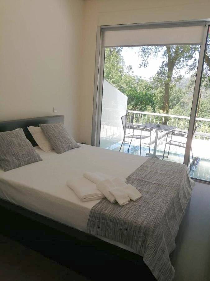 Gîte pour 2 personnes, avec terrasse et vue dans Caniçada - 3