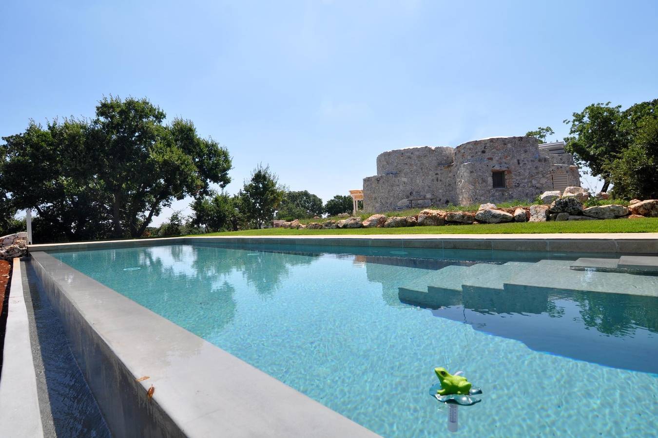Villa 'Trullo Quercervo' avec piscine privée, Wi-Fi et climatisation in Ostuni, Salento