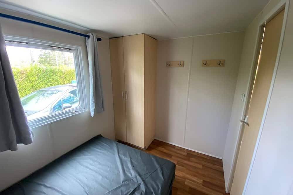 Mobile homes ccamping parc des roches in Saint-Chéron, Essonne