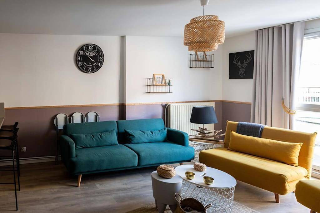 Appartement entier, Two-Bedroom Apartment in Lens, Région de Lens