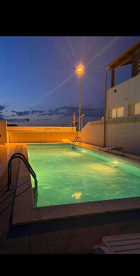 Ferienhaus für 6 Personen, mit Pool und Whirlpool sowie Garten in Bari