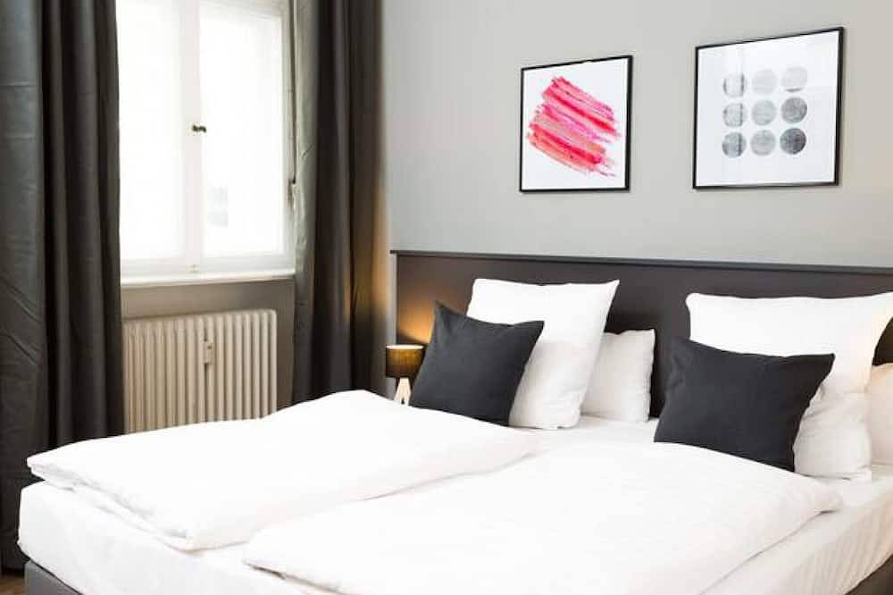 Ganze Wohnung, 4-Zimmer Design Apartment by Bensimon (7) in Charlottenburg Berlin, Berlin