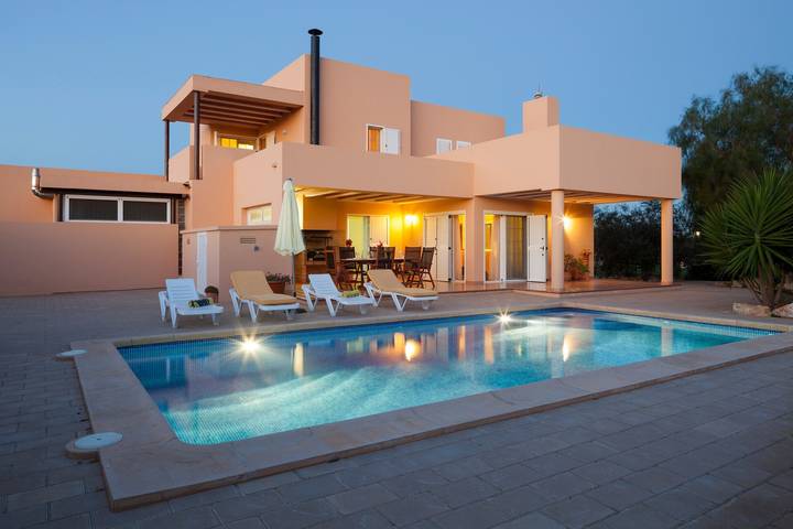 Villa pour 8 personnes, avec Balcon et Jardin