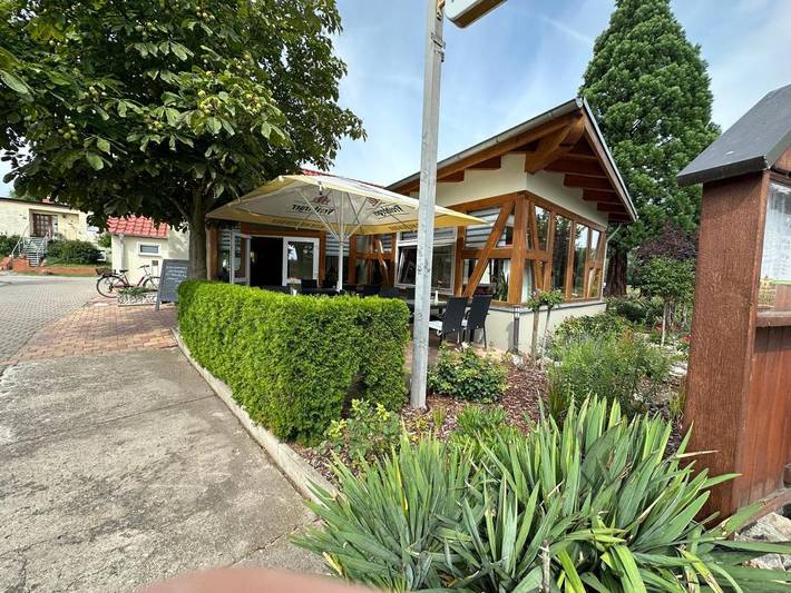 Hotel für 2 Personen, mit Terrasse und Ausblick in Barby