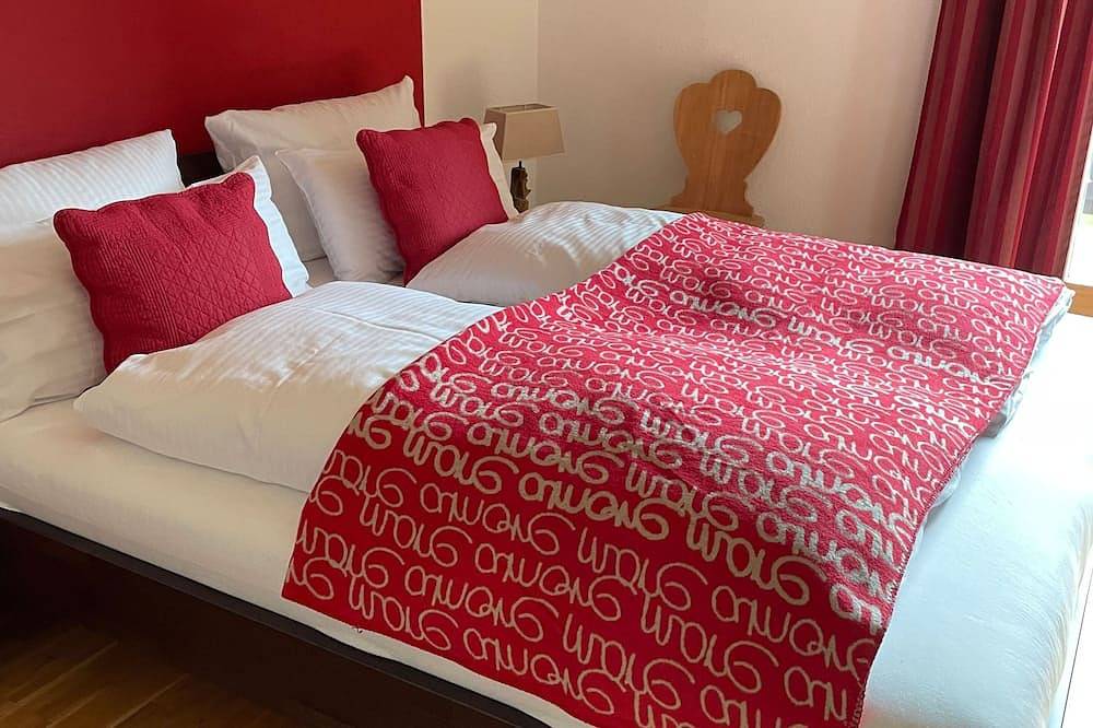 Entire apartment, Apartment Niekerken - Apartment in Rottach-Egern, Bavarian Alps