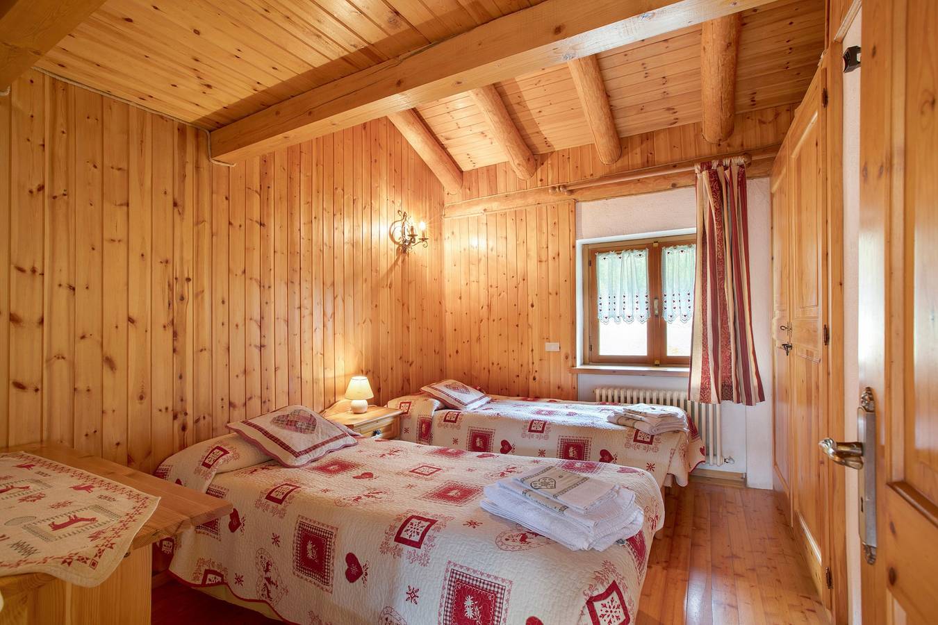 Appartement 'Piccolo Paradiso' met bergzicht, privétuin en wifi, foto 14