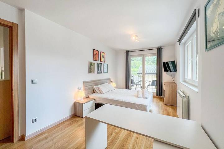 Ganze Wohnung, Gemütliche 3-Zimmer-Wohnung in Arinsal mit Parkplatz in Arinsal, Pal Arinsal