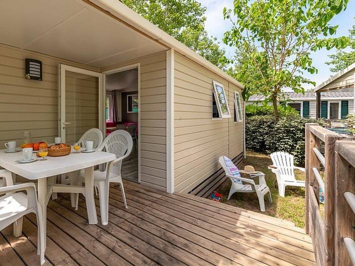 Domaine Résidentiel de Plein Air Castello Mar - Mobilhome 4 personas - Mobil-home | Confort | 2 Dormitorios | 4 Pers. | Terraza individual | Aire acondicionado. in Ampuriabrava, Alt Empordà