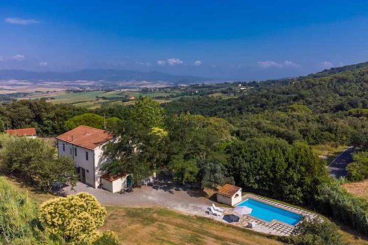 Appartamento vacanze per 10 persone, con piscina e giardino, con animali domestici - 1