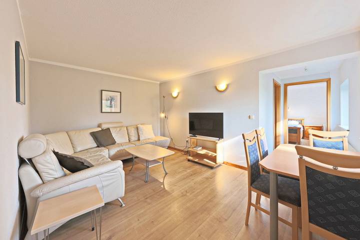 Bauernhof für 4 Personen, mit Terrasse und Garten in Butjadingen