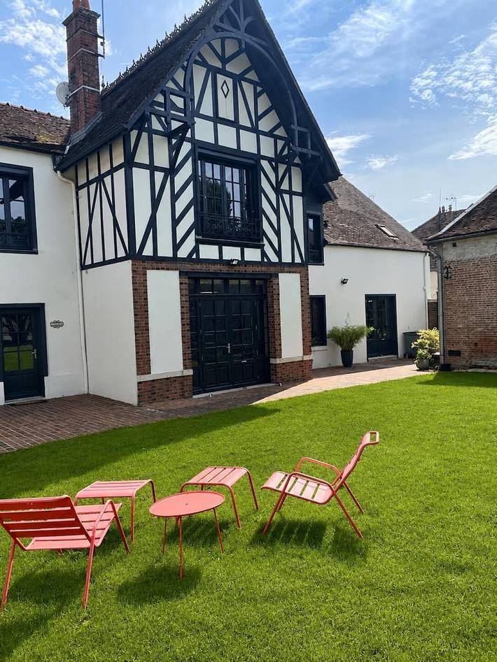 La Maison d’Ervy – Escapade en Champagne in Ervy-le-Châtel, Aube (desambiguación)