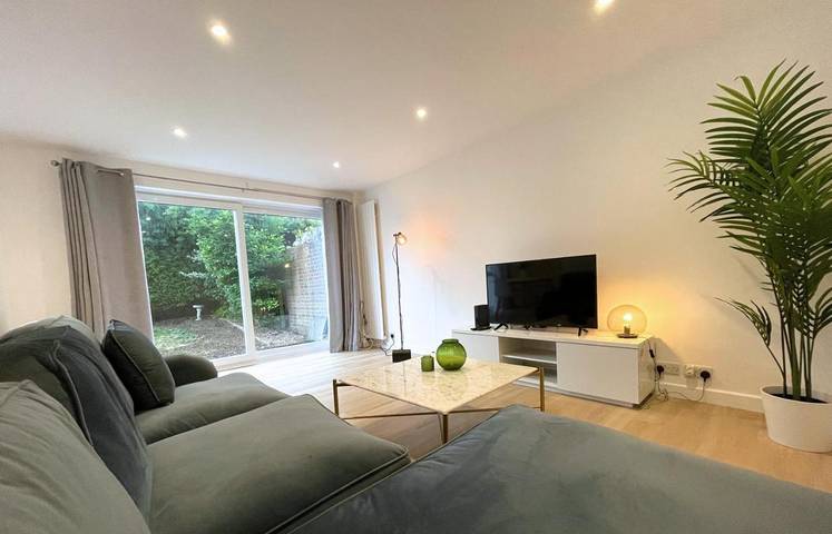 Apartment for 5 people, with garden in High Wycombe