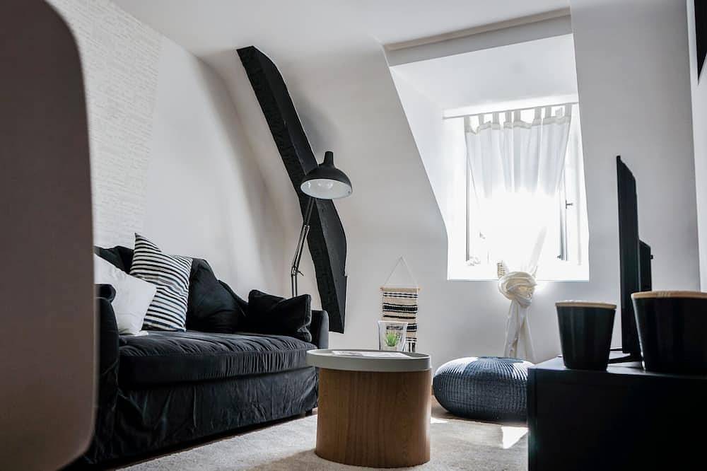 Entire apartment, ★ Appartement Atypique ★ Cuisine Design ★ Parking in Brive-la-Gaillarde, Brive-la-Gaillarde region