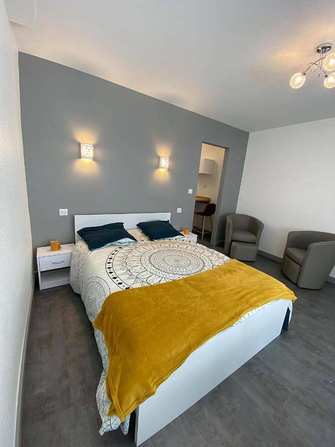 Gîte pour 2 personnes à Chaudes-Aigues - 2