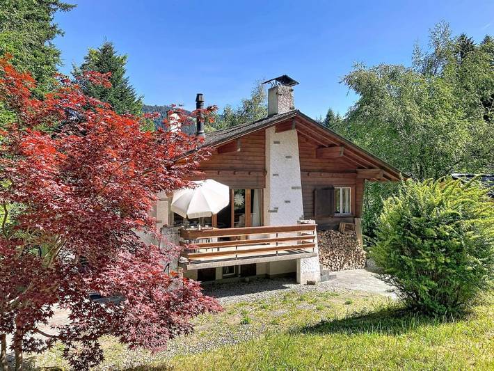 Gîte pour 8 personnes, avec Terrasse et Jardin à Châtel-Saint-Denis
