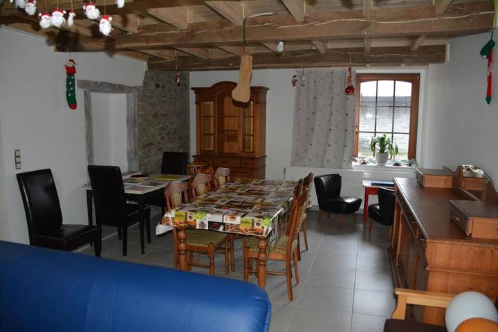 Location de vacances pour 14 personnes, avec vue et jardin à Gedinne - 3