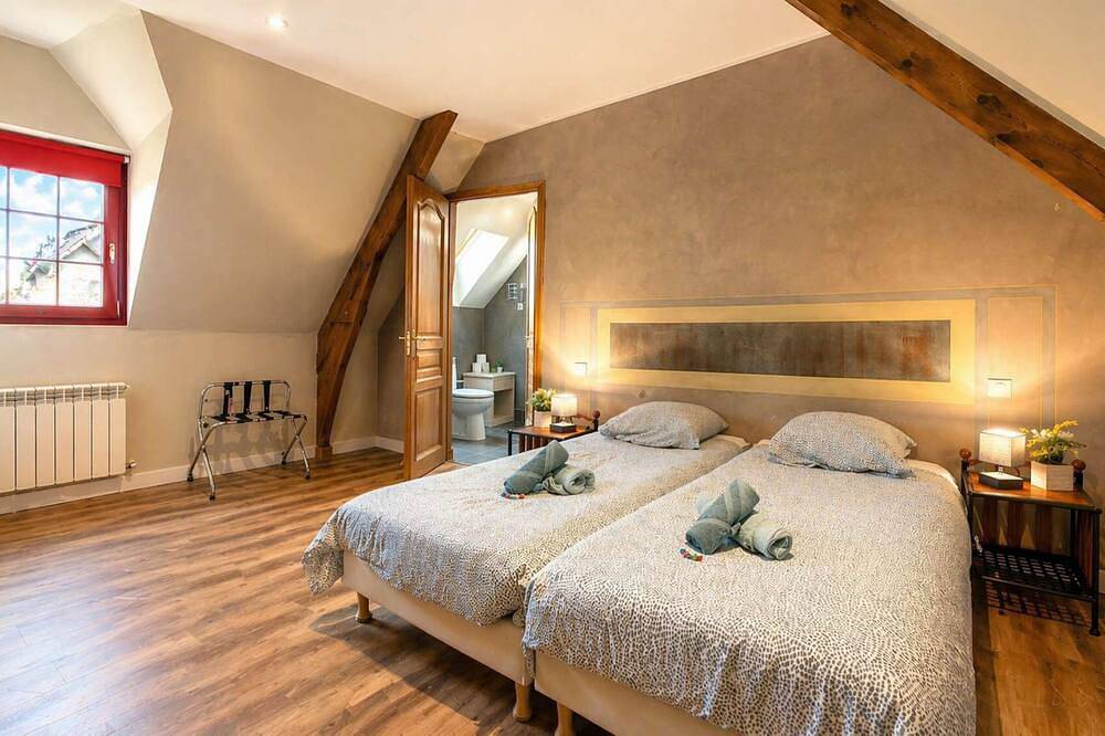 Entire apartment, La Longère T3 - Golf - Parking - Wifi - 4 Pers in Bellême, Parc naturel régional du Perche