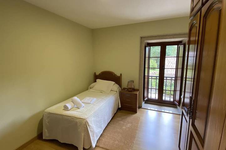 Casa Rural (Alquiler íntegro) para 7-9 personas. A Casa do Muiñeiro in Zas, Provincia de La Coruña