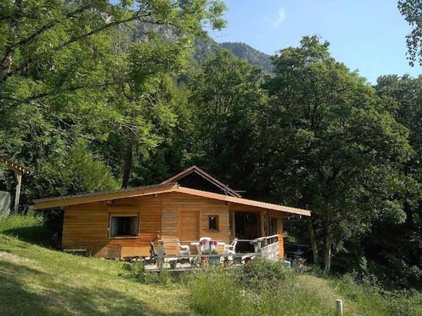 Two-Bedroom Chalet in Marignier, Région de Bonneville
