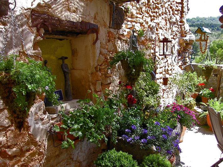 Gîte pour 5 personnes, avec jardin et terrasse, animaux acceptés à Saint-Saturnin-lès-Apt - 2