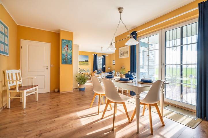 Ferienhaus für 4 Personen, mit Ausblick und Garten auf Rügen - 2