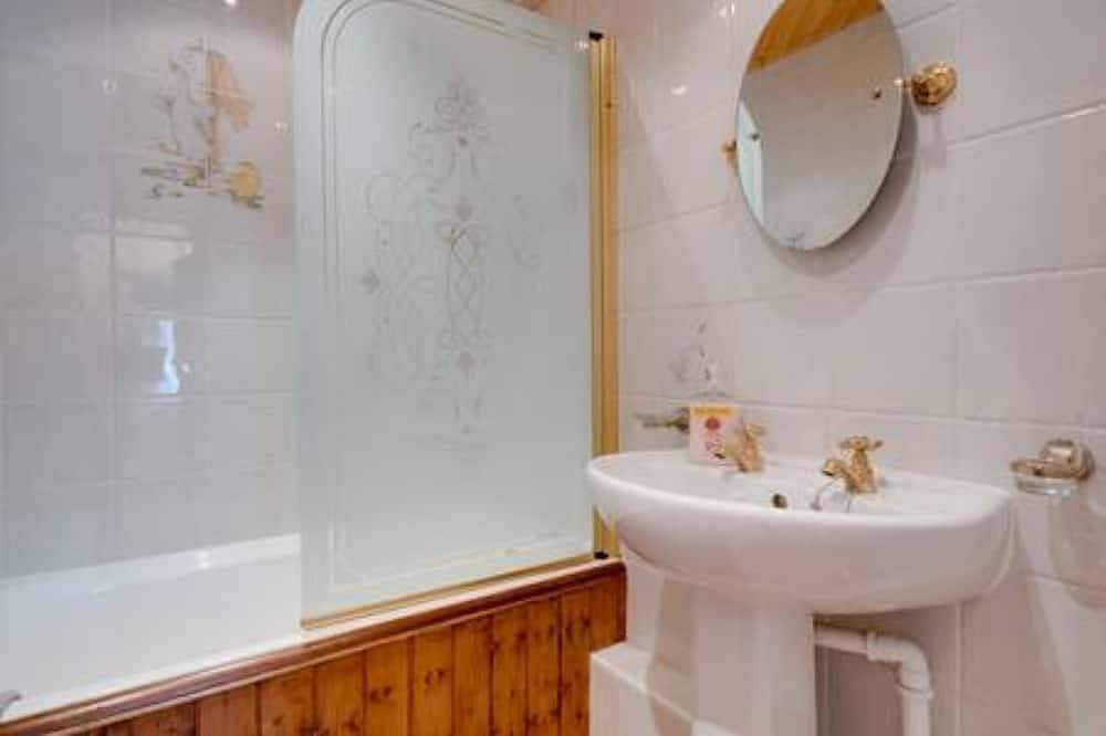 Penny Post Cottage - charming character cottage on the edge of the Lake District in Lancashire