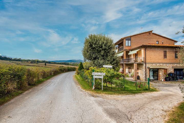 Boerderij 'Tramonto' met Privéterras, Wi-Fi en Airconditioning in Monteriggioni, Chianti