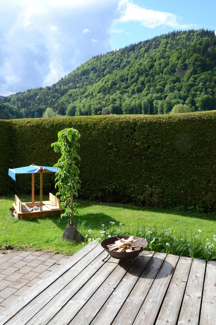Ganze Ferienwohnung, Familienhaus Hechtsee - Ferienwohnung 125qm mit Terrasse für max. 5 Personen in Kiefersfelden, Bayerische Alpen