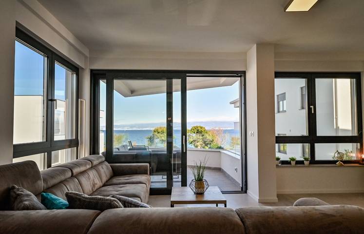 Ferielejlighed for 6 personer, med pool og balkon/terrasse i Krk