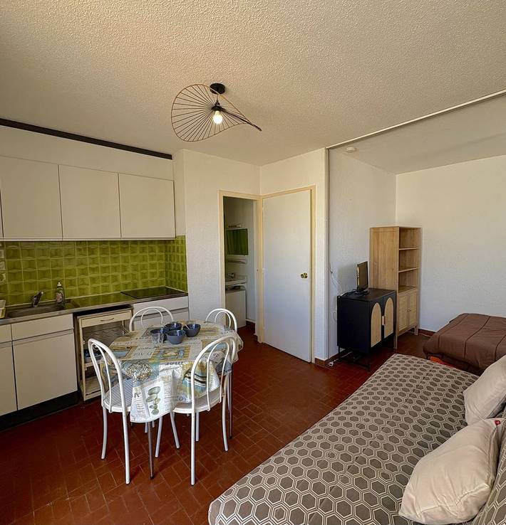 Gîte pour 4 personnes, avec balcon/terrasse dans Plage Lydia - 2