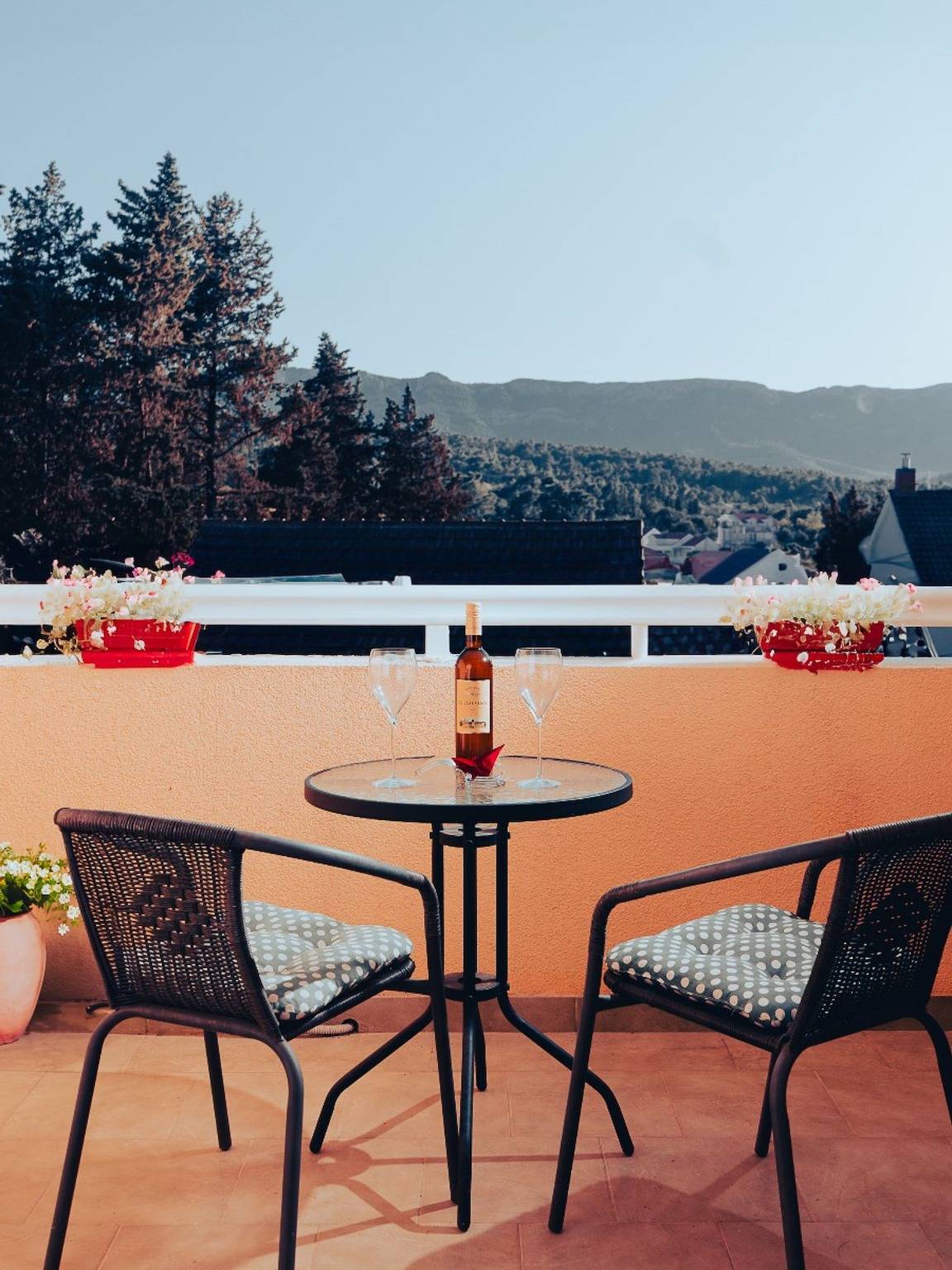 Ganze Wohnung, Ferienwohnung für 2 Personen mit Meerblick in Vrboska, Hvar