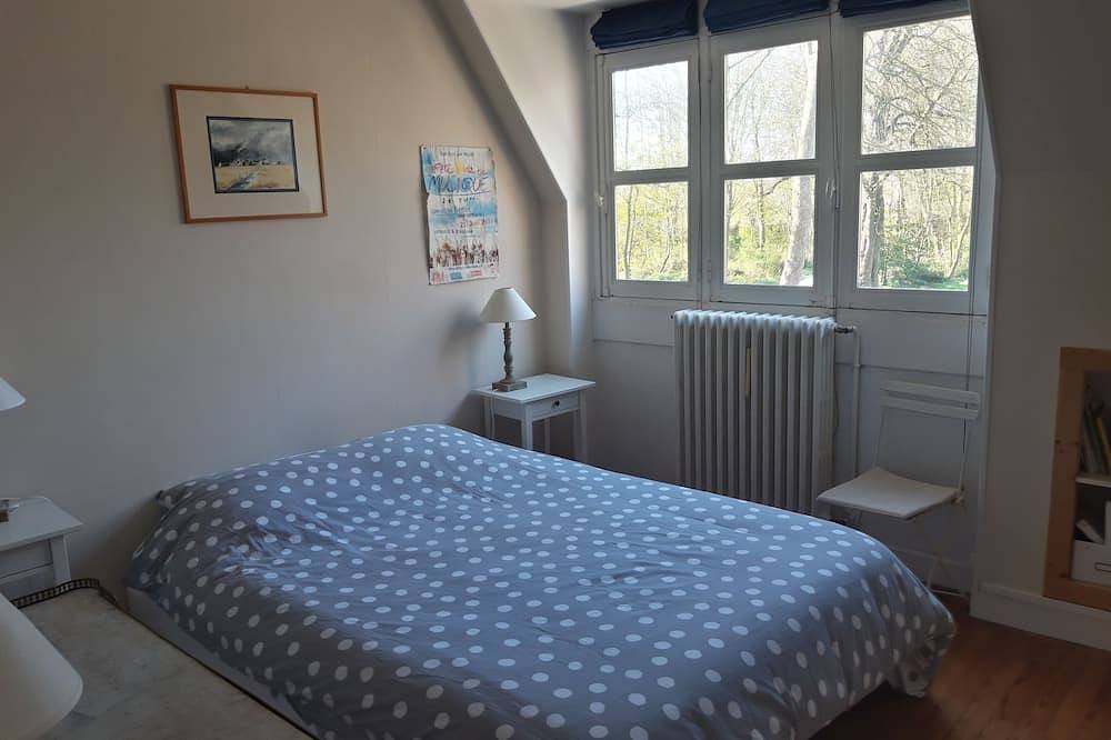 80ème Anniv Débarquement, Caen Nord, Proche Mémorial, Parking Privé Avec Parc in Caen, Caen region