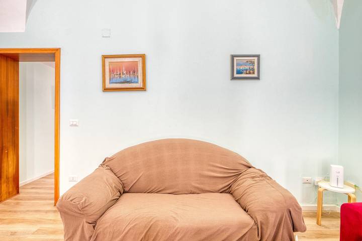Appartamento intero, Appartamento 'Degapartment Lecce' con terrazza privata, Wi-Fi e aria condizionata in Lecce, Provincia di Lecce