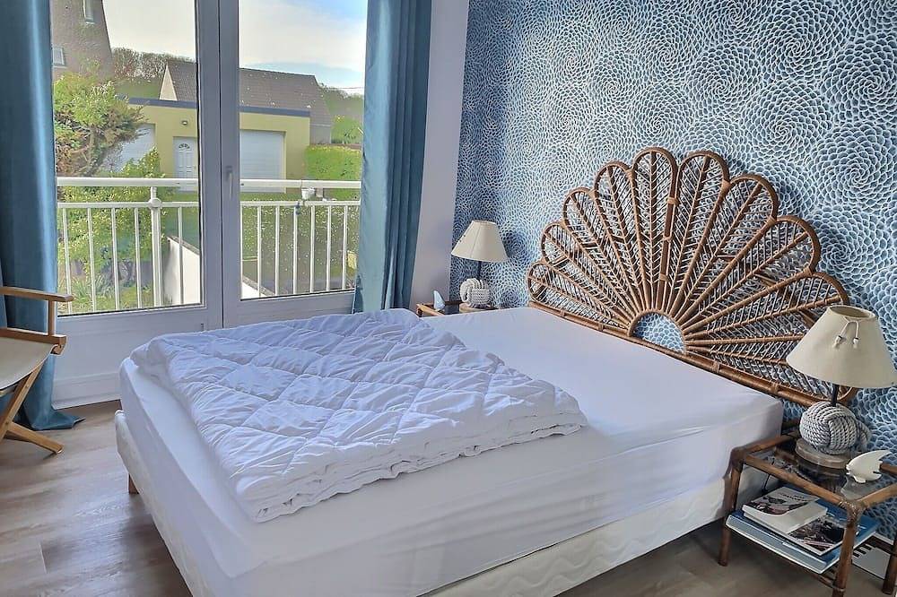 Villa de la plage, front de mer, plage du débarquement, Calvados, Normandie Juno in Bernières-sur-Mer, Région de Caen