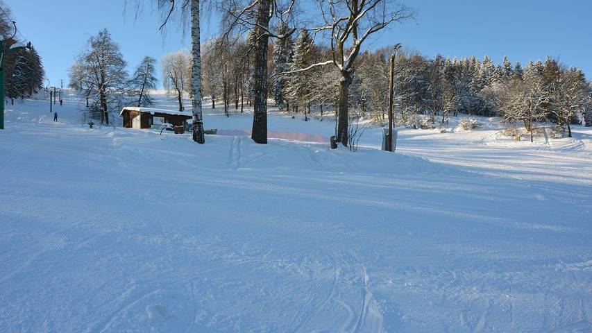 Chalet für 4 Personen, mit Garten und Terrasse, mit Haustier in Tschechien