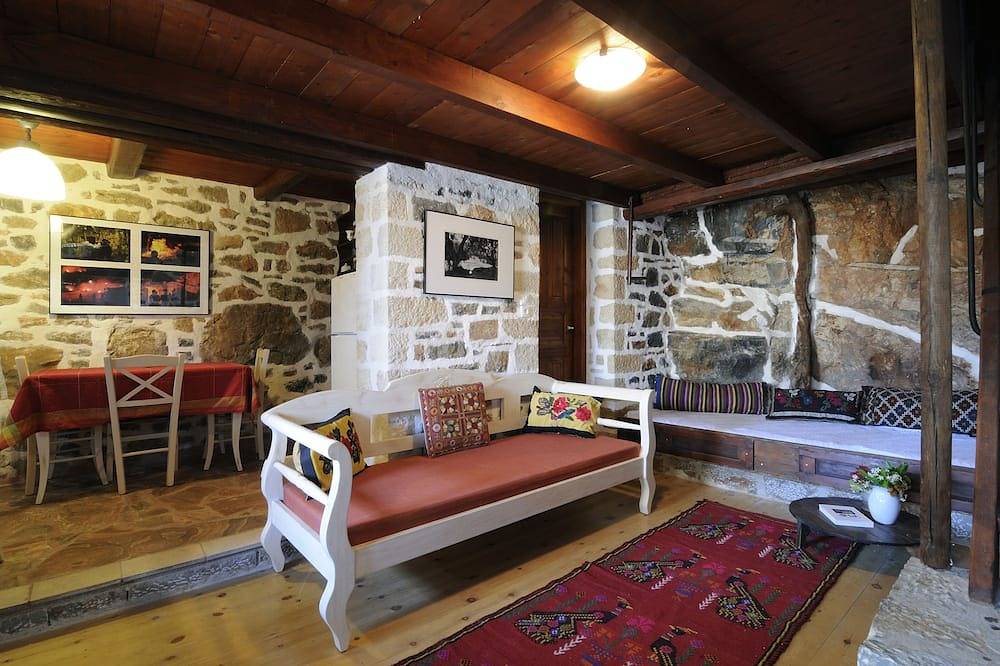 Elounda Art Traditional Suites - Cactus Suite- überblickend spektakuläre Elounda in Elounda, Lasithi