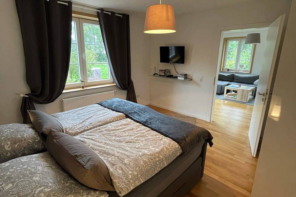 Ganze Wohnung, Gulfhof Ferienwohnung „Wangerooge“ mit Blick ins Naturschutzgebiet in Großefehn, Landkreis Aurich