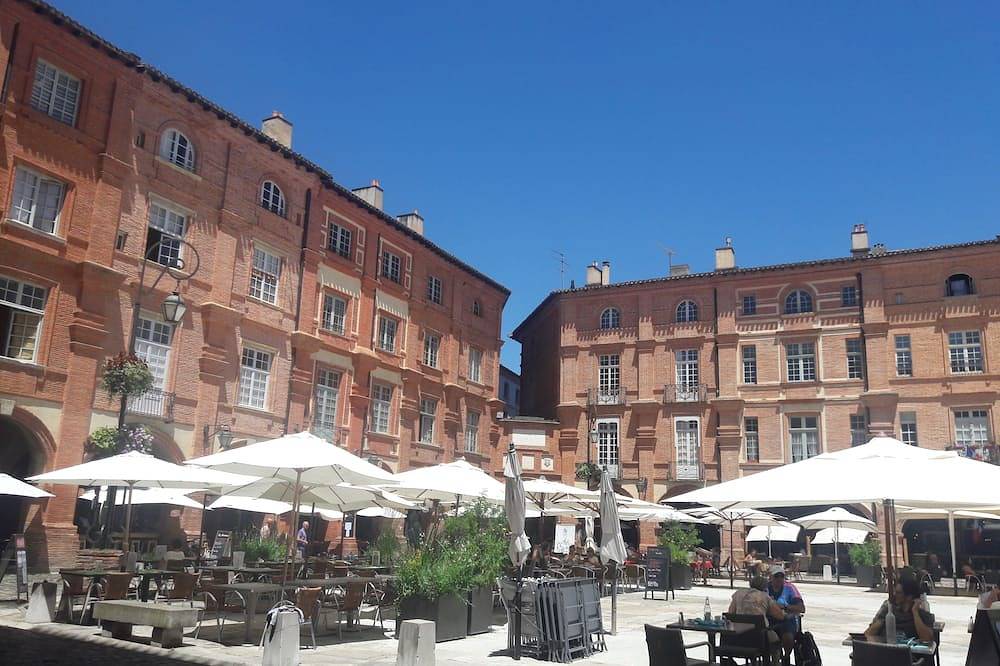 Entire apartment, Cocooning atmosphere in Historic Center in Montauban, Tarn-et-Garonne