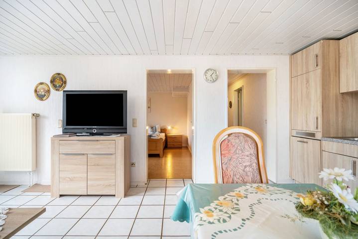 Apartamento entero, Apartamento 'Para 5 Personas 65 m²' con Wi-Fi in Weidenbach (Eifel), Eifel Volcánica