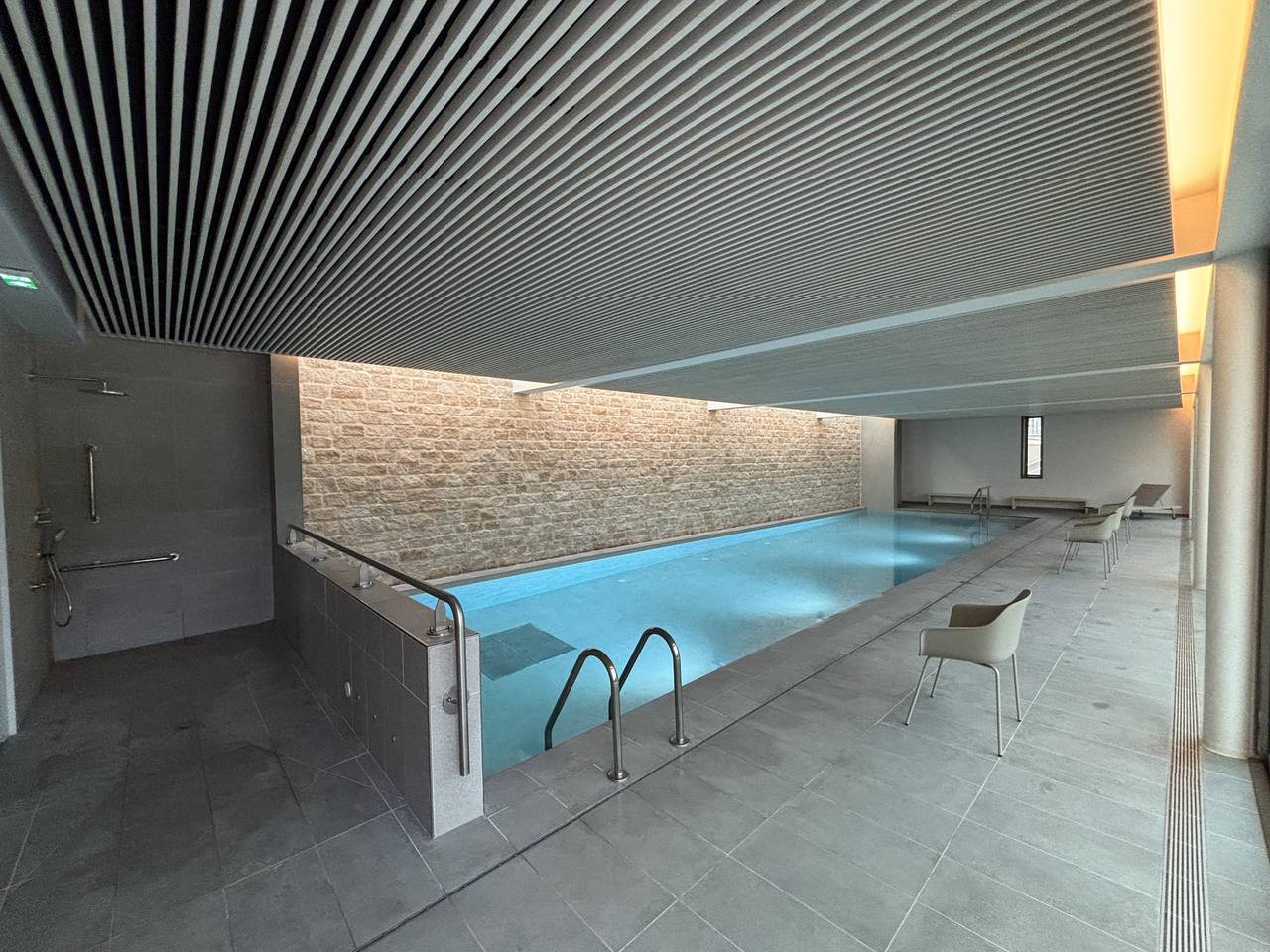 Apartamento entero, Toenno T3 · T3 Luxury Apartment with Sea View in Trébeurden, Costa de granito rosa