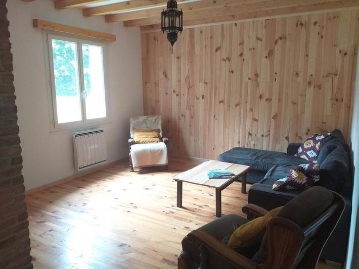 Location de vacances pour 8 personnes, avec balcon et jardin à Belcaire - 4