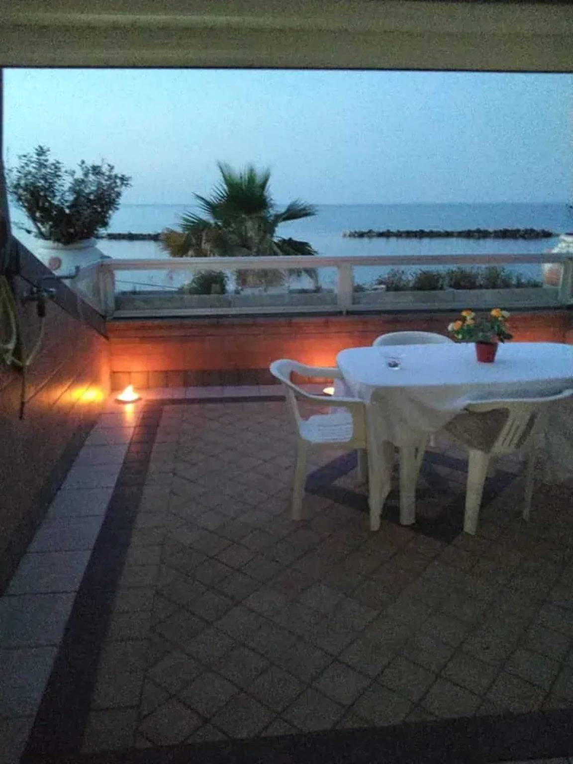 Apartamento entero, Apartamento espacioso con vista al mar en Francavilla al Mare + Bbq in Francavilla al Mare, Provincia de Chieti