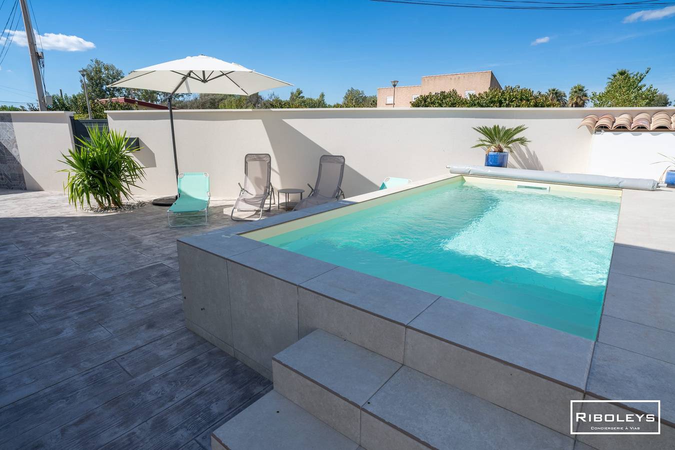 Riboleys - Villa 10 personnes avec piscine privée à 200m de la mer in Vias Plage, Vias