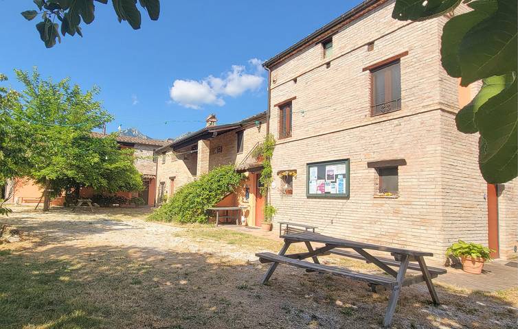 Agriturismo per 5 persone in Provincia di Macerata