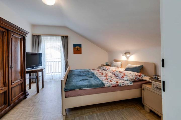 Ferienwohnung für 4 Personen, mit Ausblick und Garten, kinderfreundlich in Hochsteiermark - 2