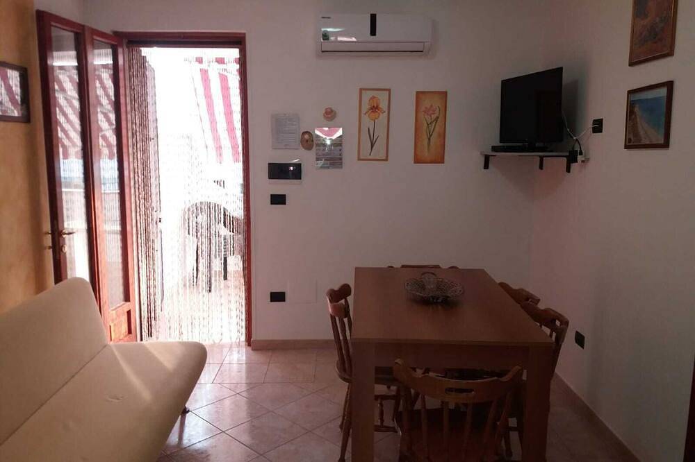 Entire apartment, Apartment Moon Drop Two at 300mt. sand in Lido Marini, Gulf of Taranto