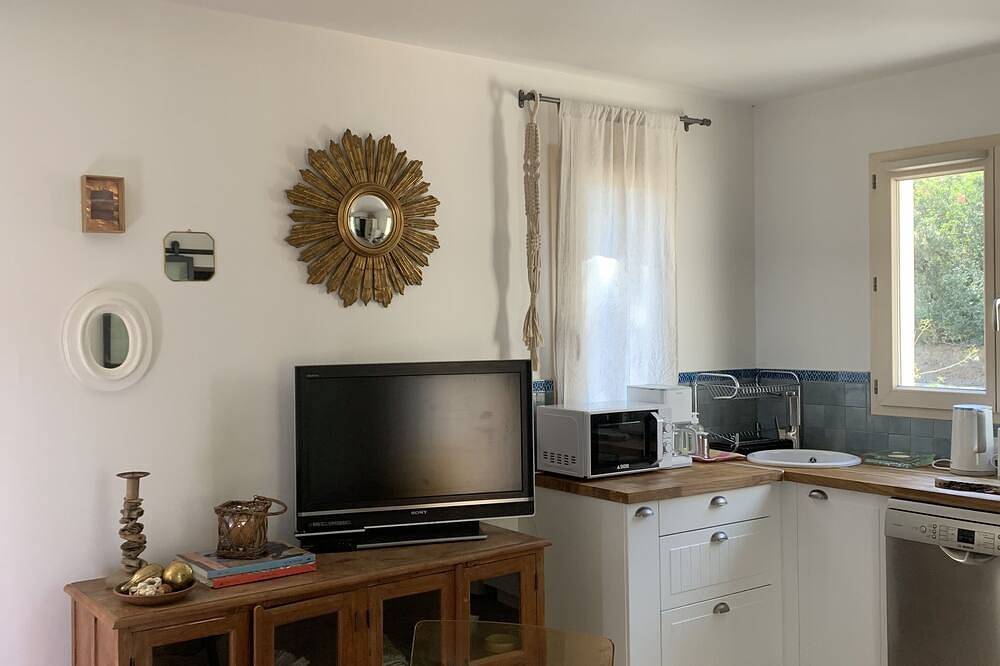 Cottage in the heart of an organic farm, 5 minutes from Saint-Florent and the beaches in Oletta, Calvi e dintorni