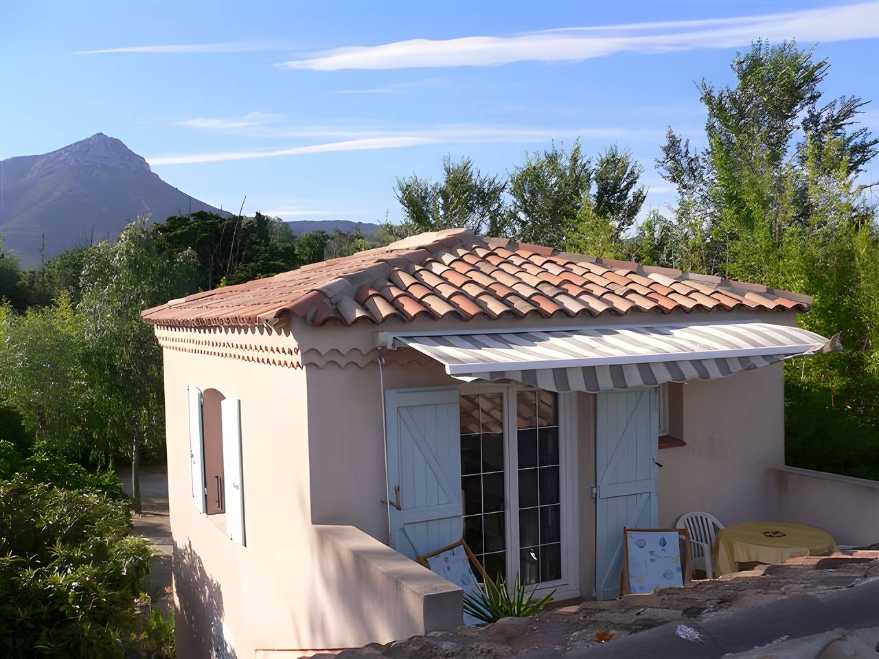 Estudio entero, Estudio 'Var Hyères Cerca de la Playa' con Jardín Compartido, Balcón y Aire Acondicionado in La Garde, Region de Toulon